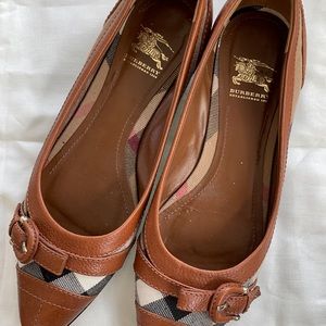Burberry Flats Good Condition Size 8